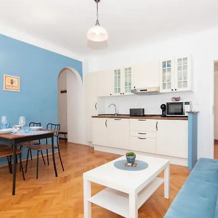 شقة Mare & Sole By Locap Group بيران